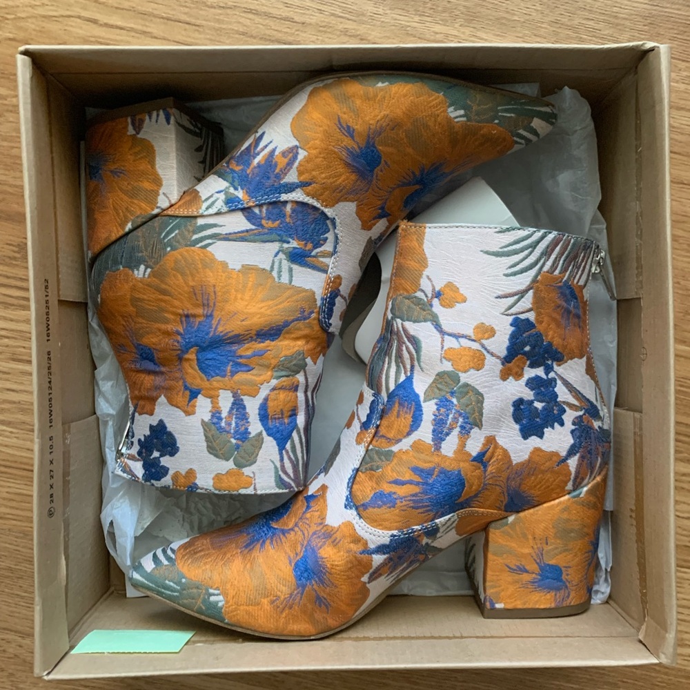 ASOS boots - Picture 2 of 6